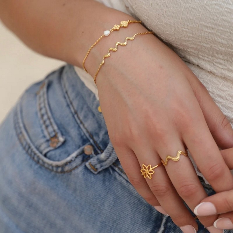 Izabel Camille - Nigella ring i forgyldt sølv